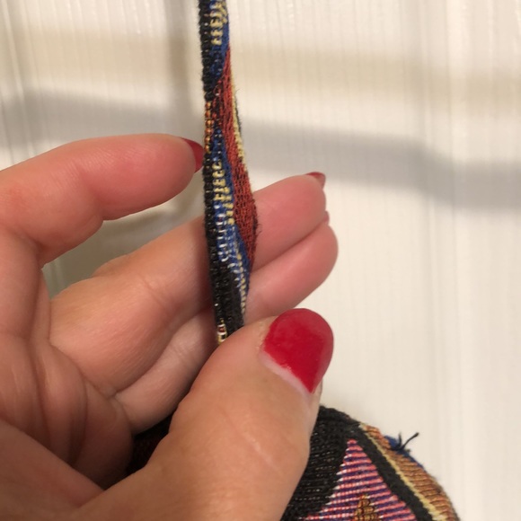 NWT Lightweight Aztec tote - Picture 5 of 6